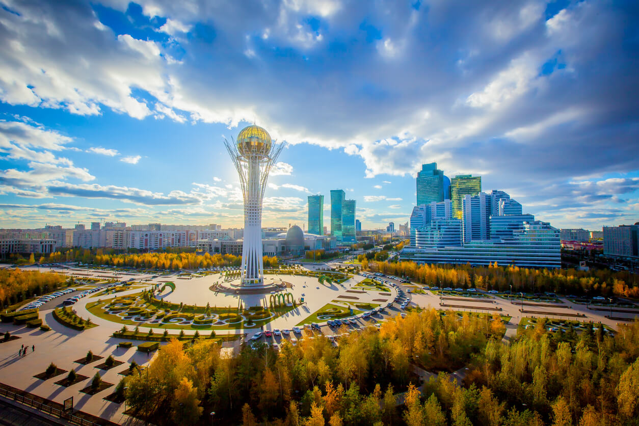 Nur-Sultan (Astana) :  Nur-Sultan (Astana) :