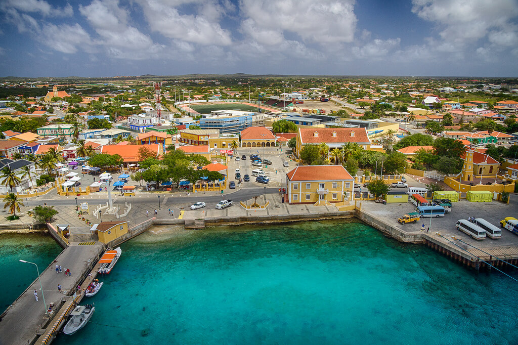 Beste Reisezeit für Bonaire Klima und Wetter. 4 Monate zu vermeiden!