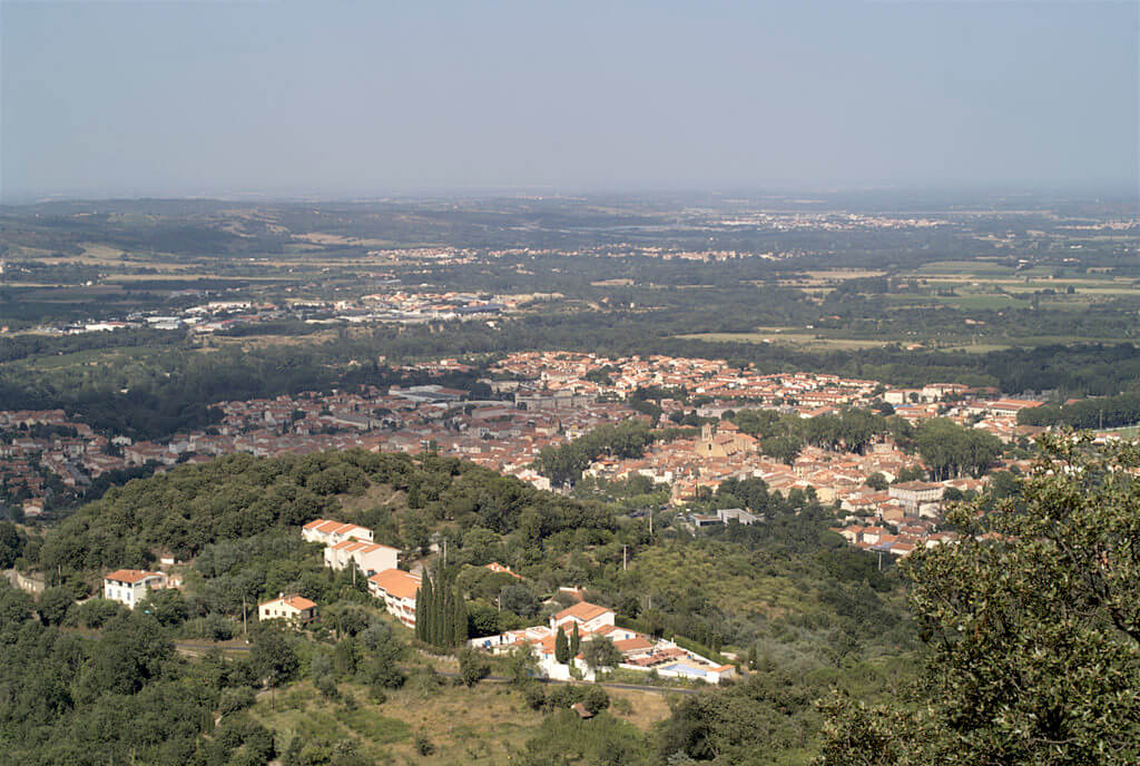 Beste Reisezeit für Ceret Klima und Wetter. 1 Monate Zu Vermeiden