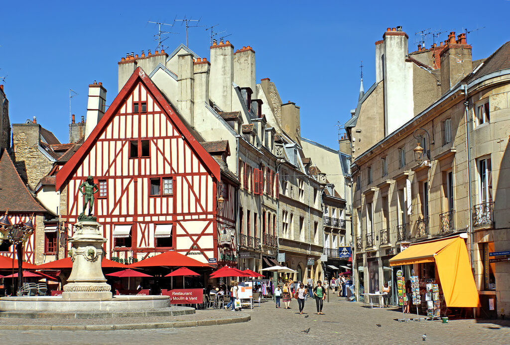 Beste Reisezeit für Dijon Klima und Wetter. 5 Monate zu vermeiden!