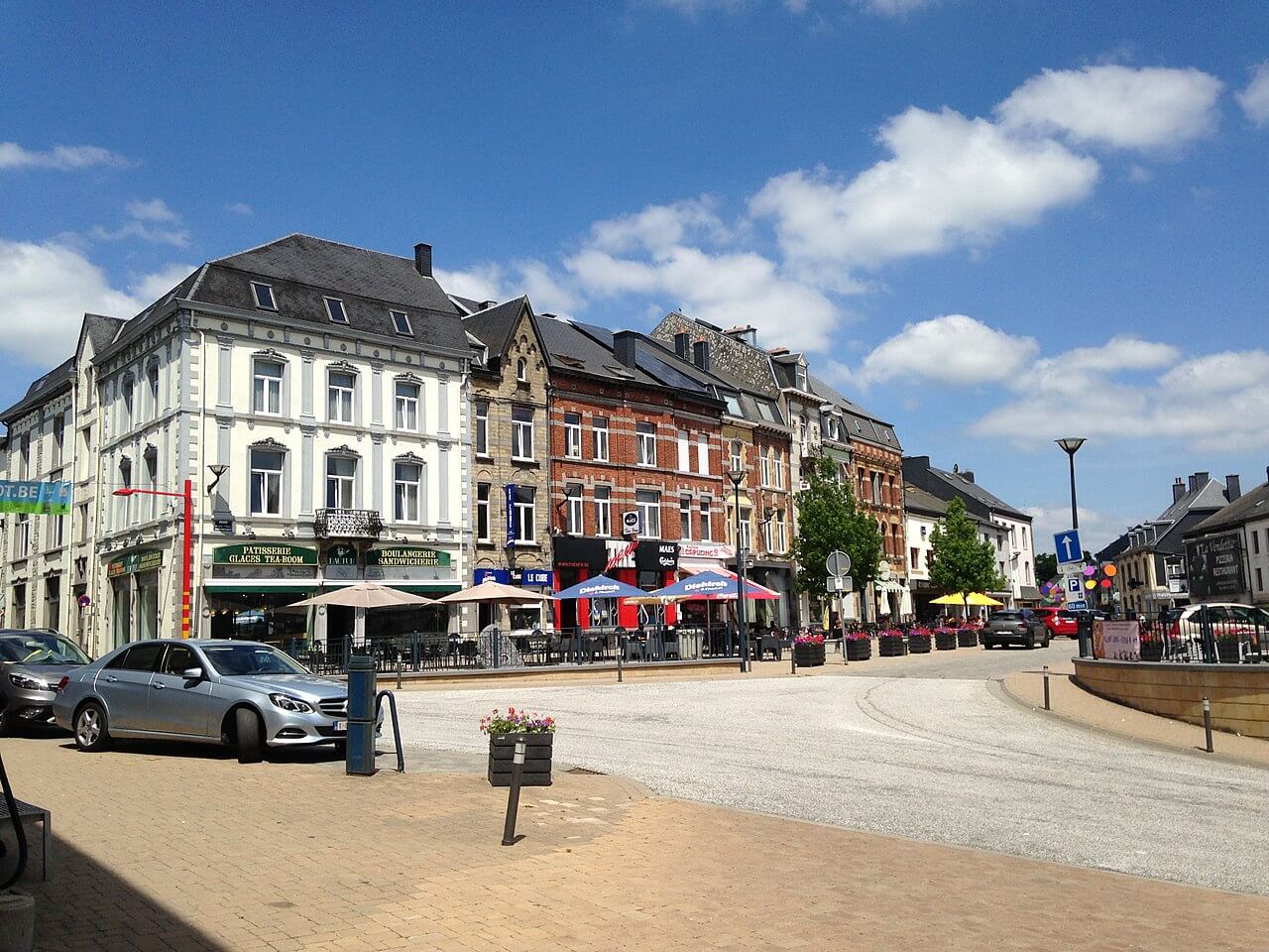 Neufchâteau : Grand Place, Neufchâteau Neufchâteau : Grand Place, Neufchâteau
