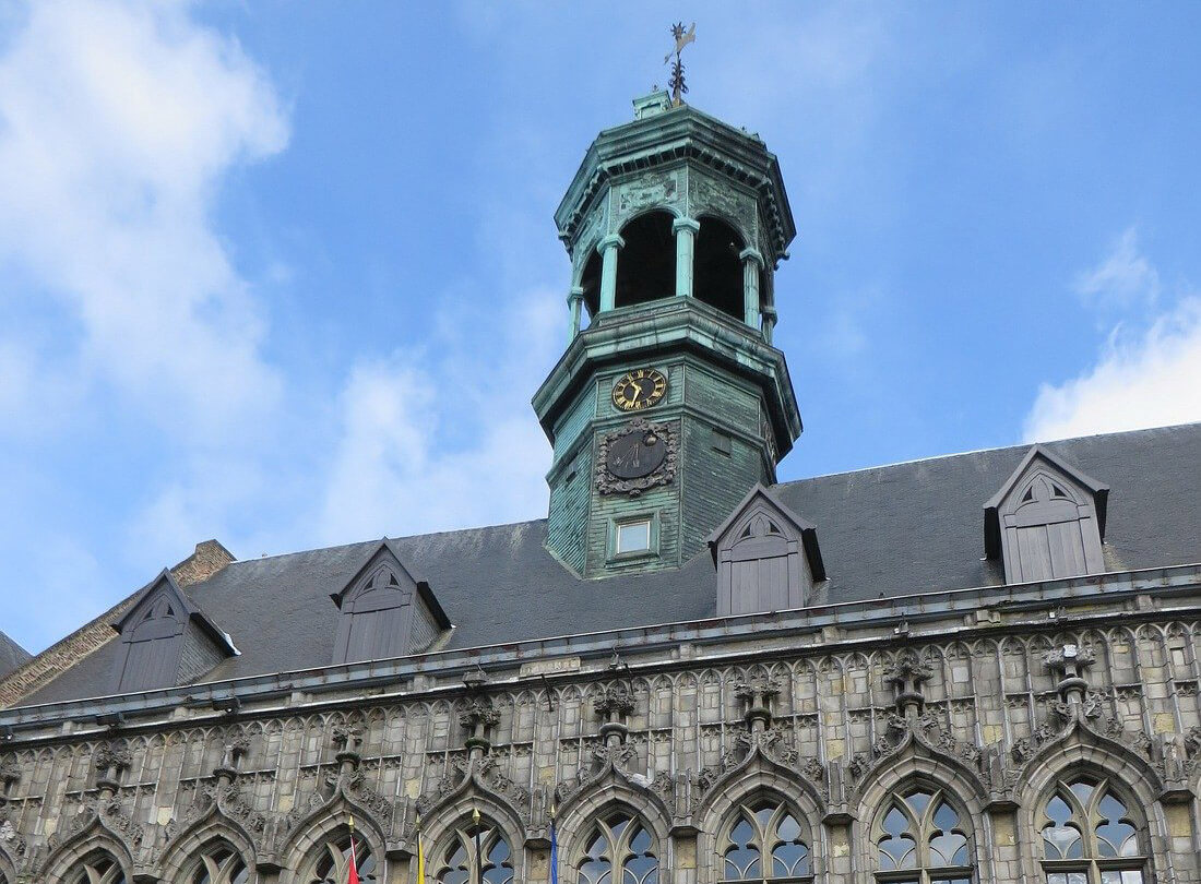 Mons : Mons Mons : Mons