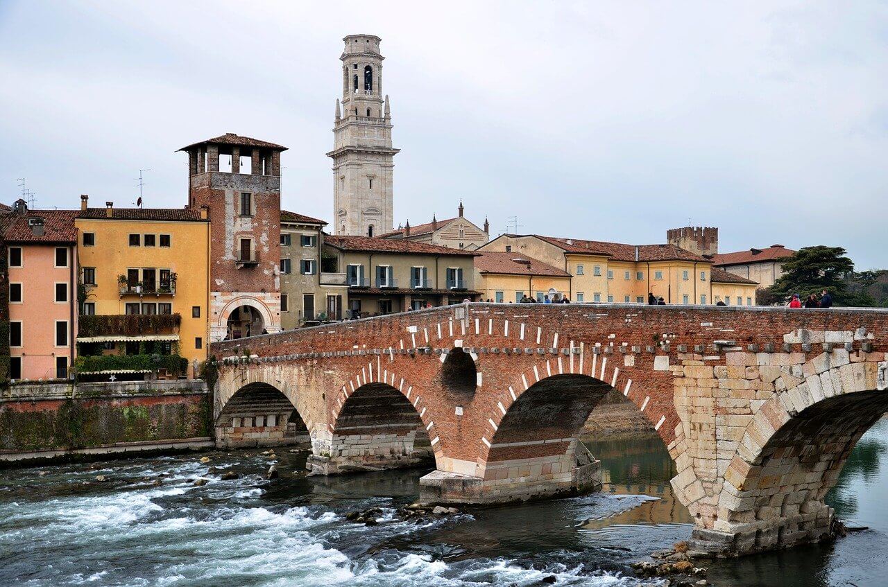 Beste Reisezeit für Verona | Klima und Wetter. 3 Monate Zu Vermeiden ...