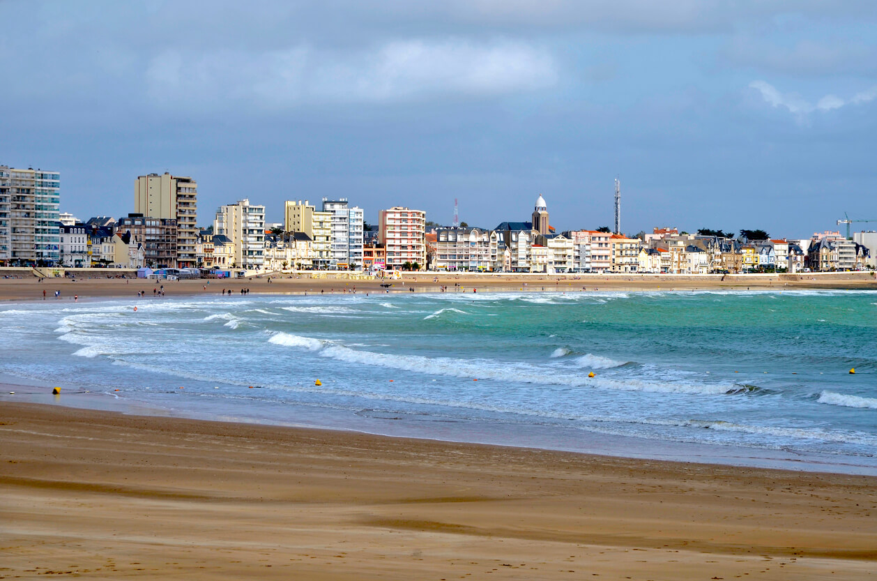 Les Sables-d’Olonne : Plage des Sables-d'Olonne Les Sables-d’Olonne : Plage des Sables-d'Olonne