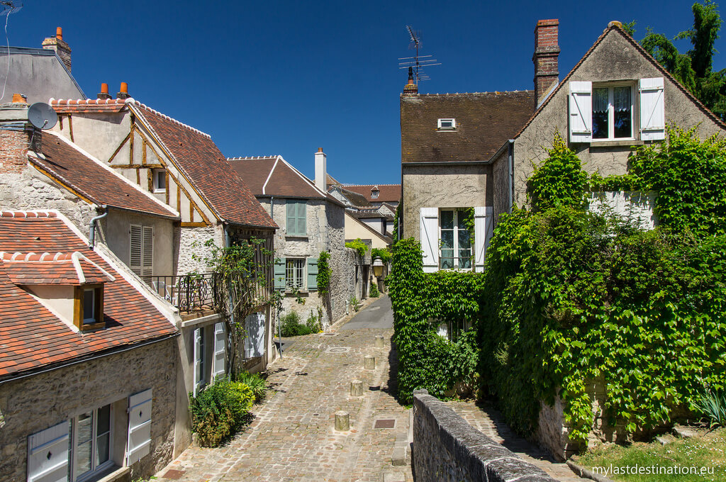 Senlis :  Senlis :