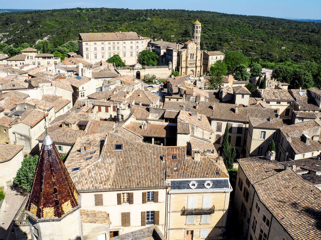 Wetter in Uzès im November 2025 Klima und Temperatur im November LanguedocRoussillon
